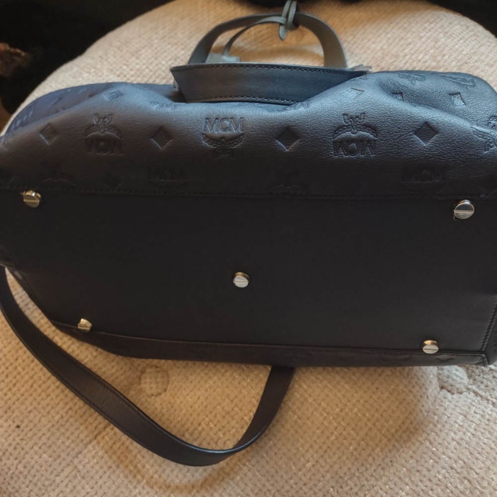 MCM - Picture 8 of 9